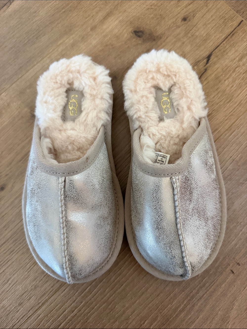 UGG Kids Metallic Cream Slip-On Shearling Clog